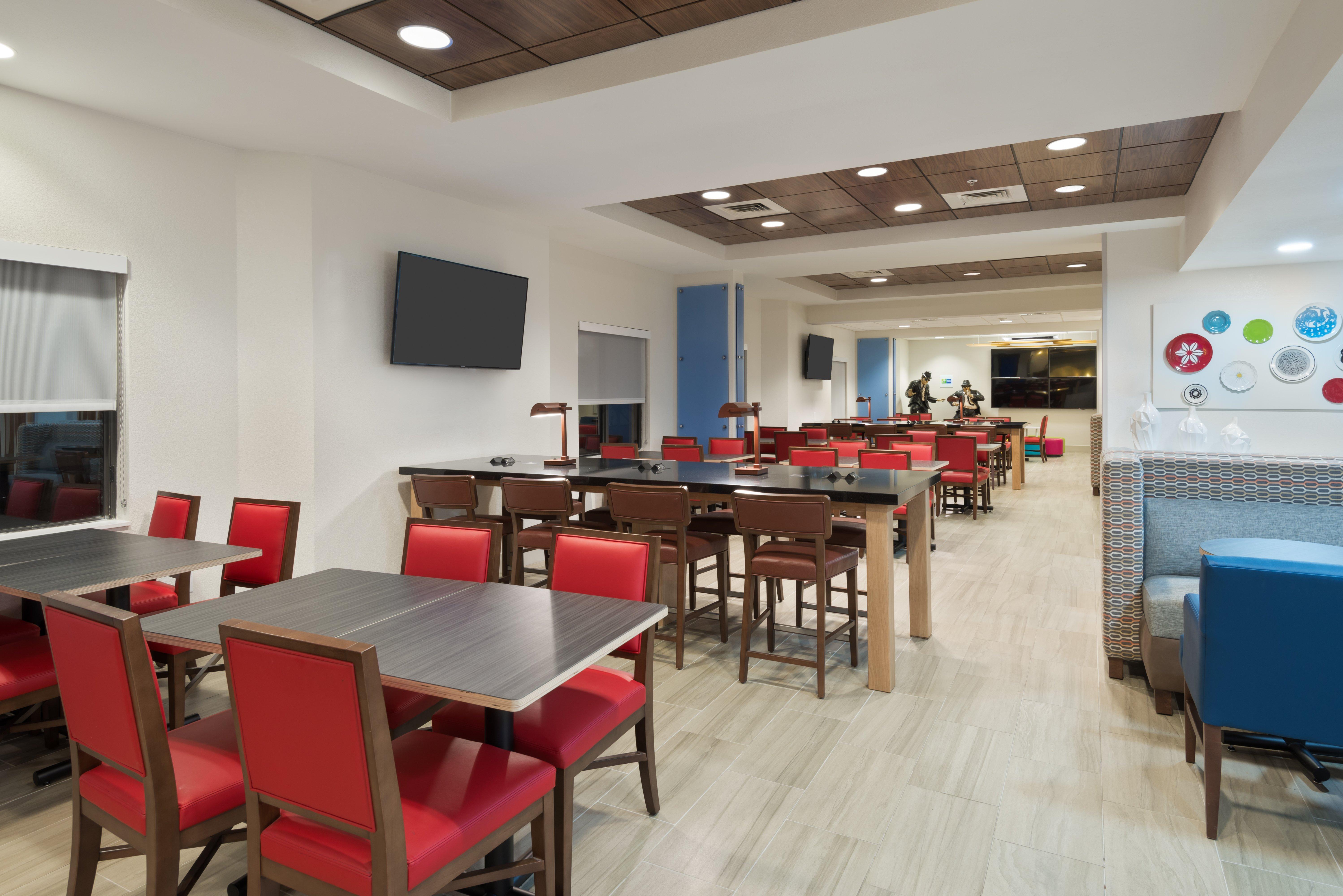 Holiday Inn Express & Suites - Nearest Universal Orlando By Ihg Exterior photo